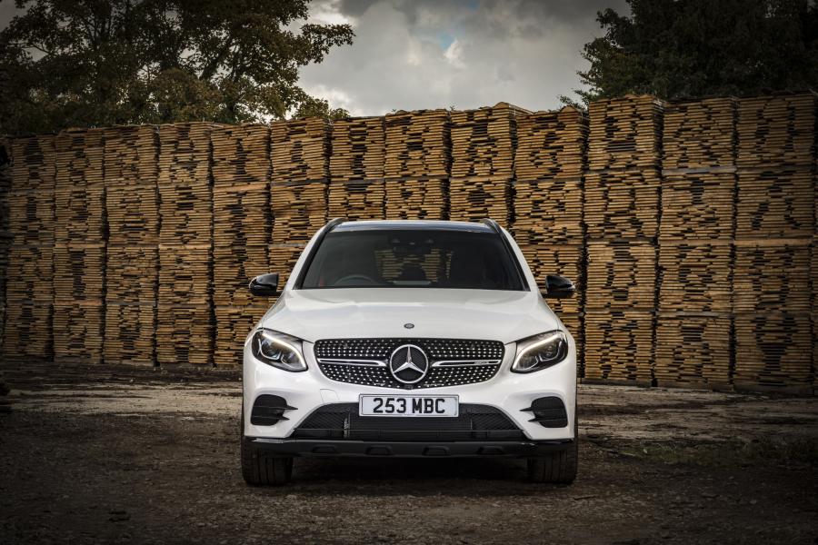  Mercedes-AMG GLC43 4Matic 2016 года  (UK) (фото 26 из 30)
